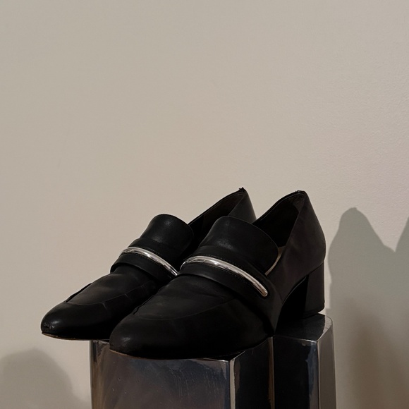 Via Spiga Leather Block Heel Loafers – Black Size 8 - Picture 2 of 2